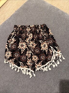 Floral Tassel Hem Women's Shorts - Black